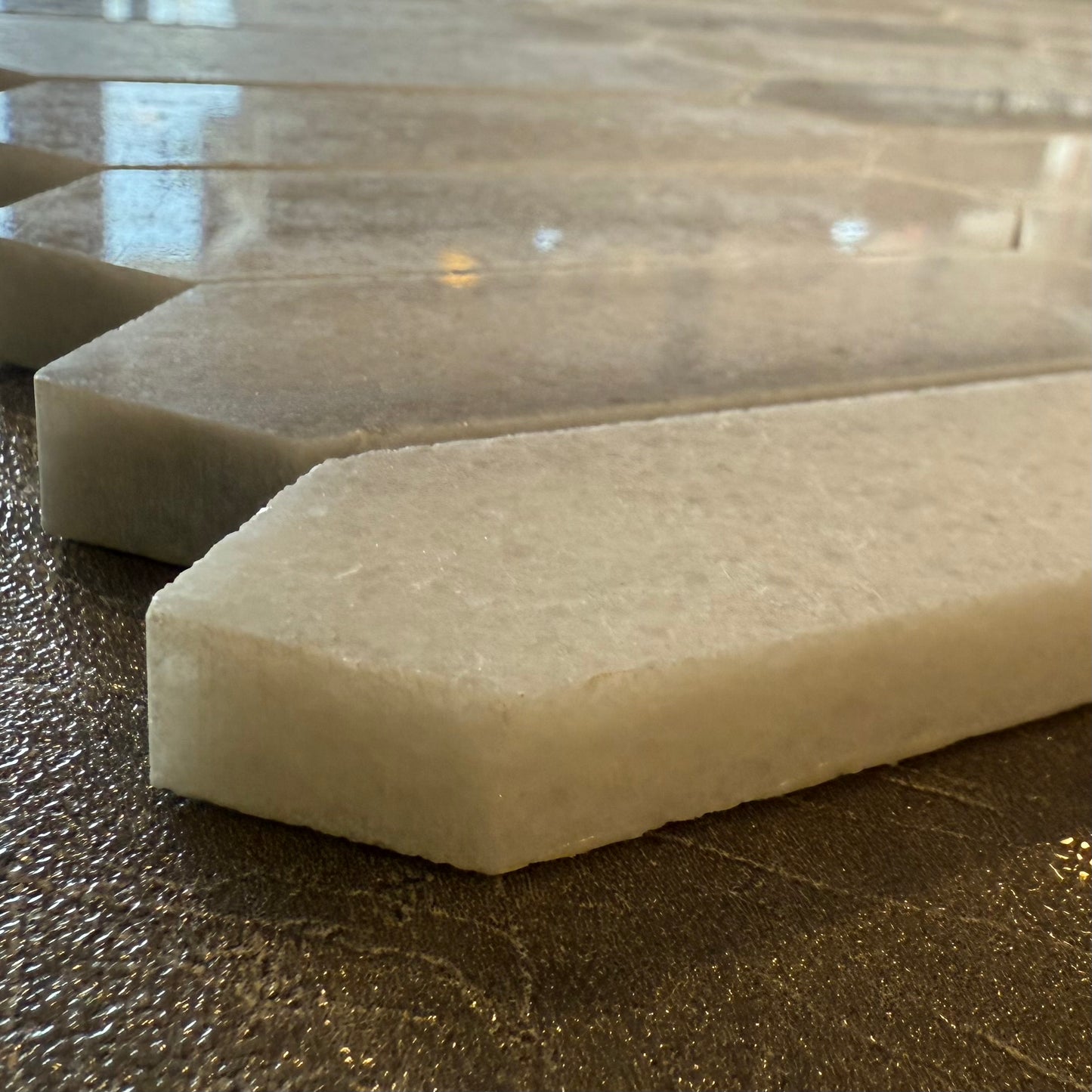Frost White Baby Picket 1x3 Polished