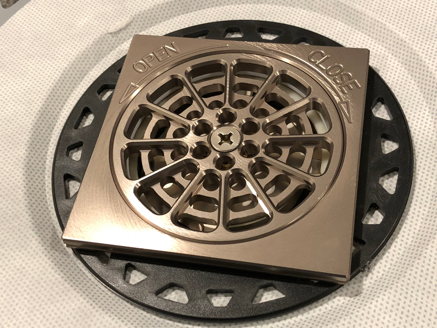 Brushed Nickel Tub Drain 4x4