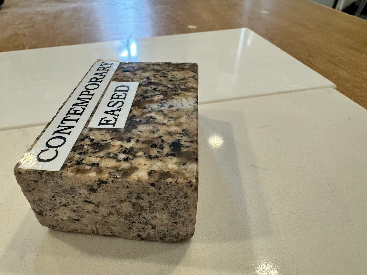 Contemporary Edge Detail