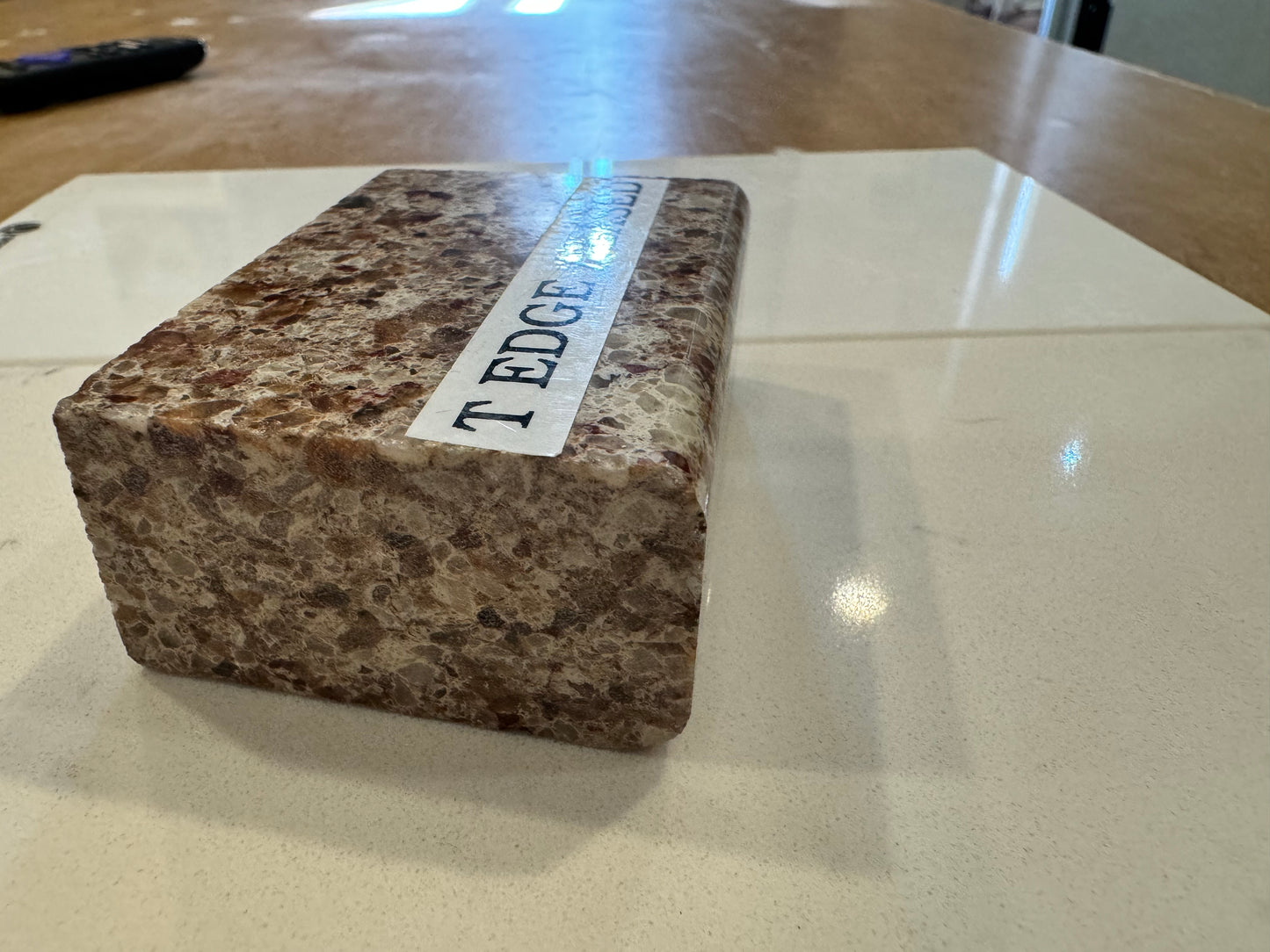T Edge Detail