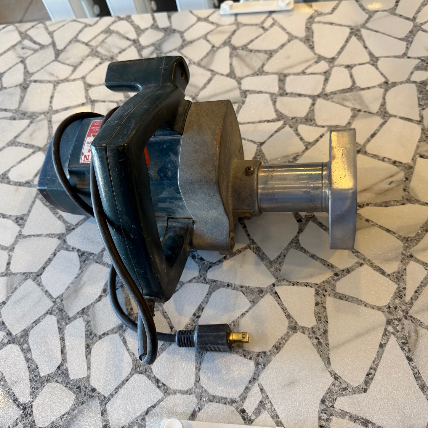 Toe-Kick Saw