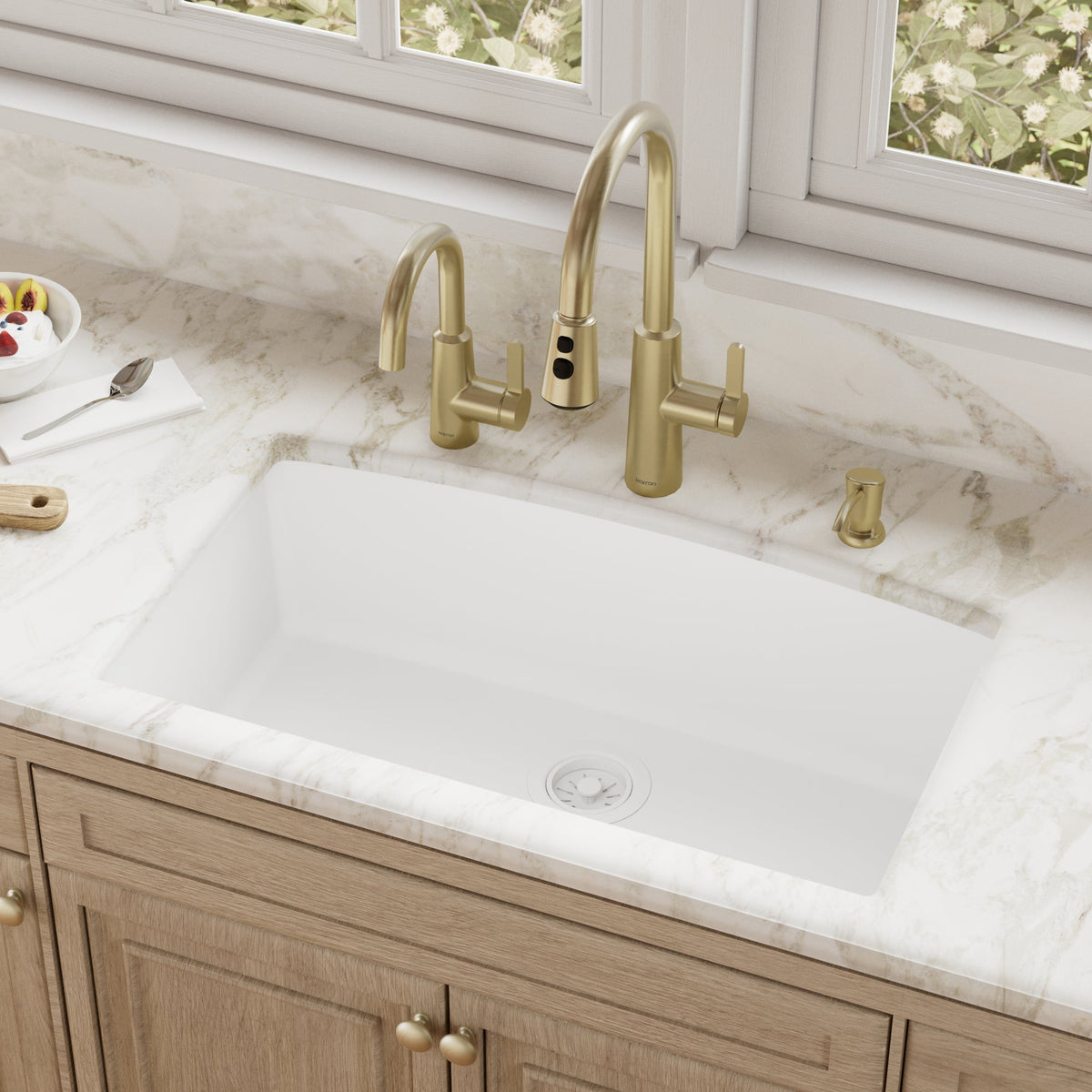 White Large Single Bowl Undermount Sink 32-1/2"