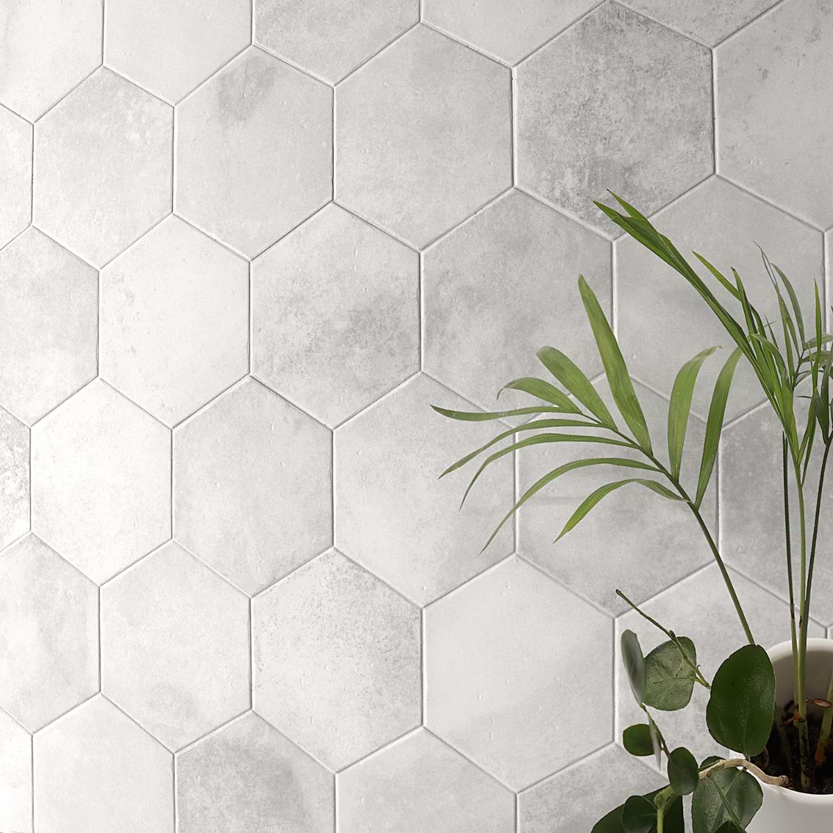 Pompeia Blanco 8" Hex Matte