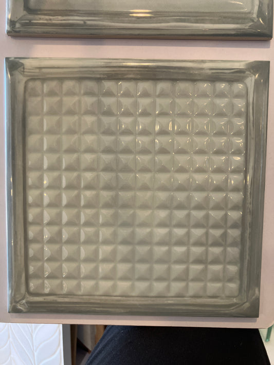 Ceramic 2647
