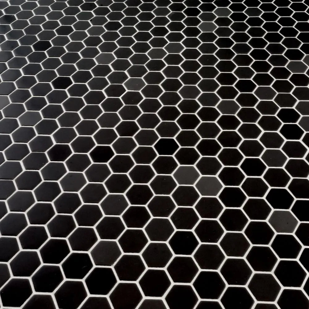 Black Hexagon 1x1