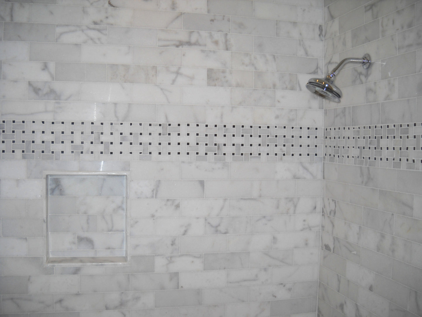Casa Bianca 3X8 Honed