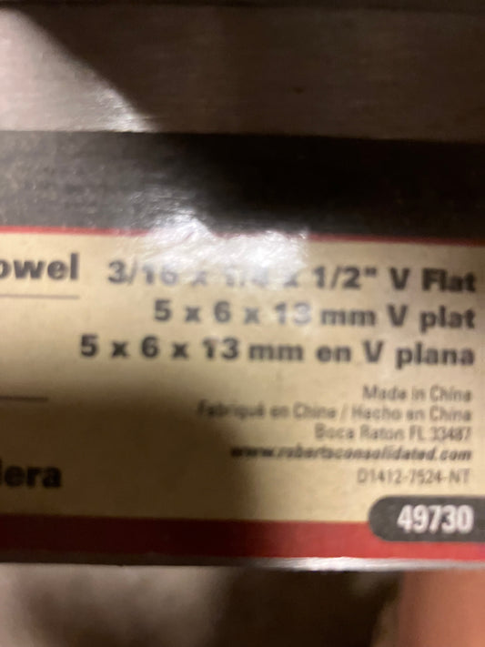 Wood adhesive trowel 3/16x1/4x1/2