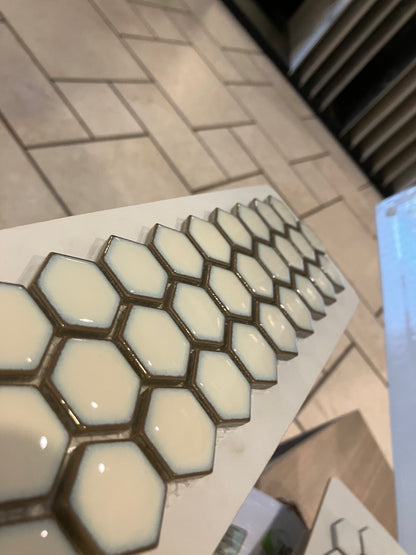 Relaxation tiny hexagon