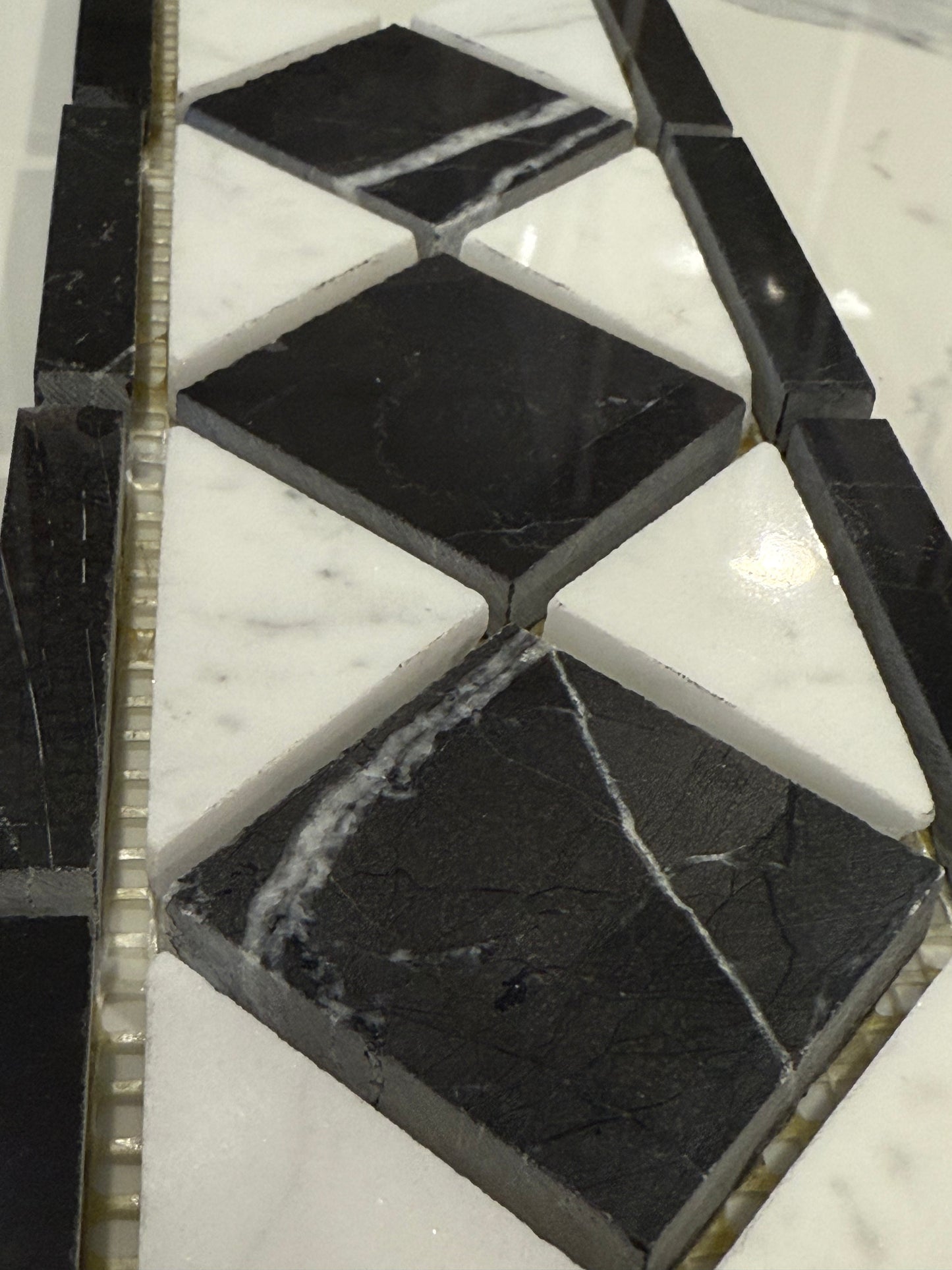 Statuary & Nero Border 4x12 Polished