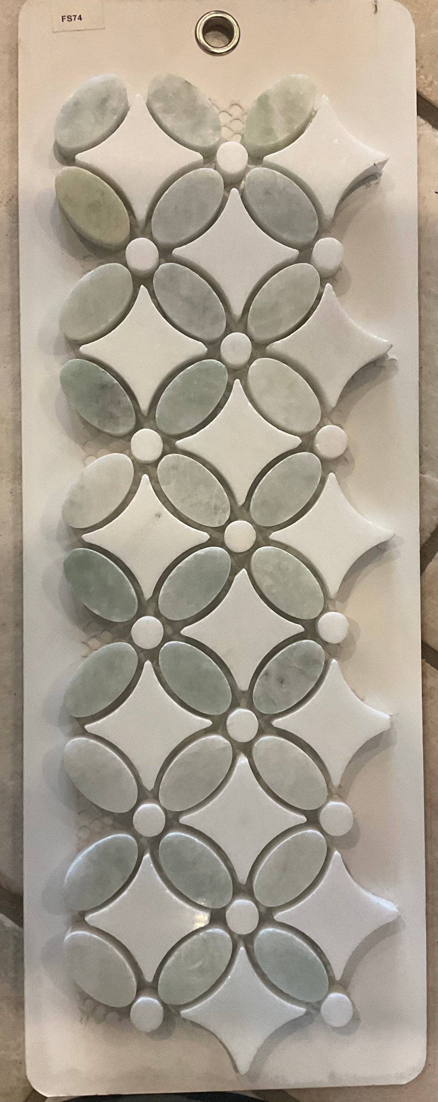 Ming Green(oval)+White(dots)+Thassos White(base)