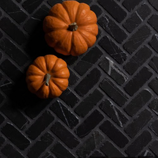Nero Tumbled Mini Herringbone