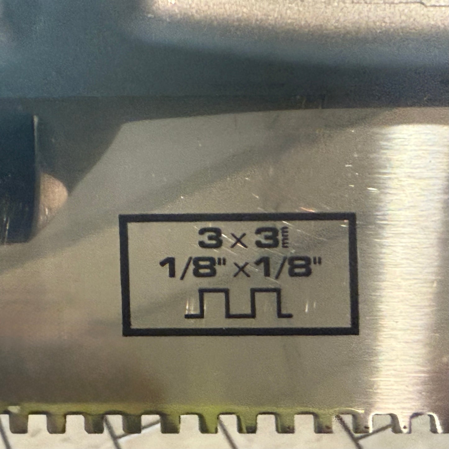 Kerdi Trowel 1/8" Polished