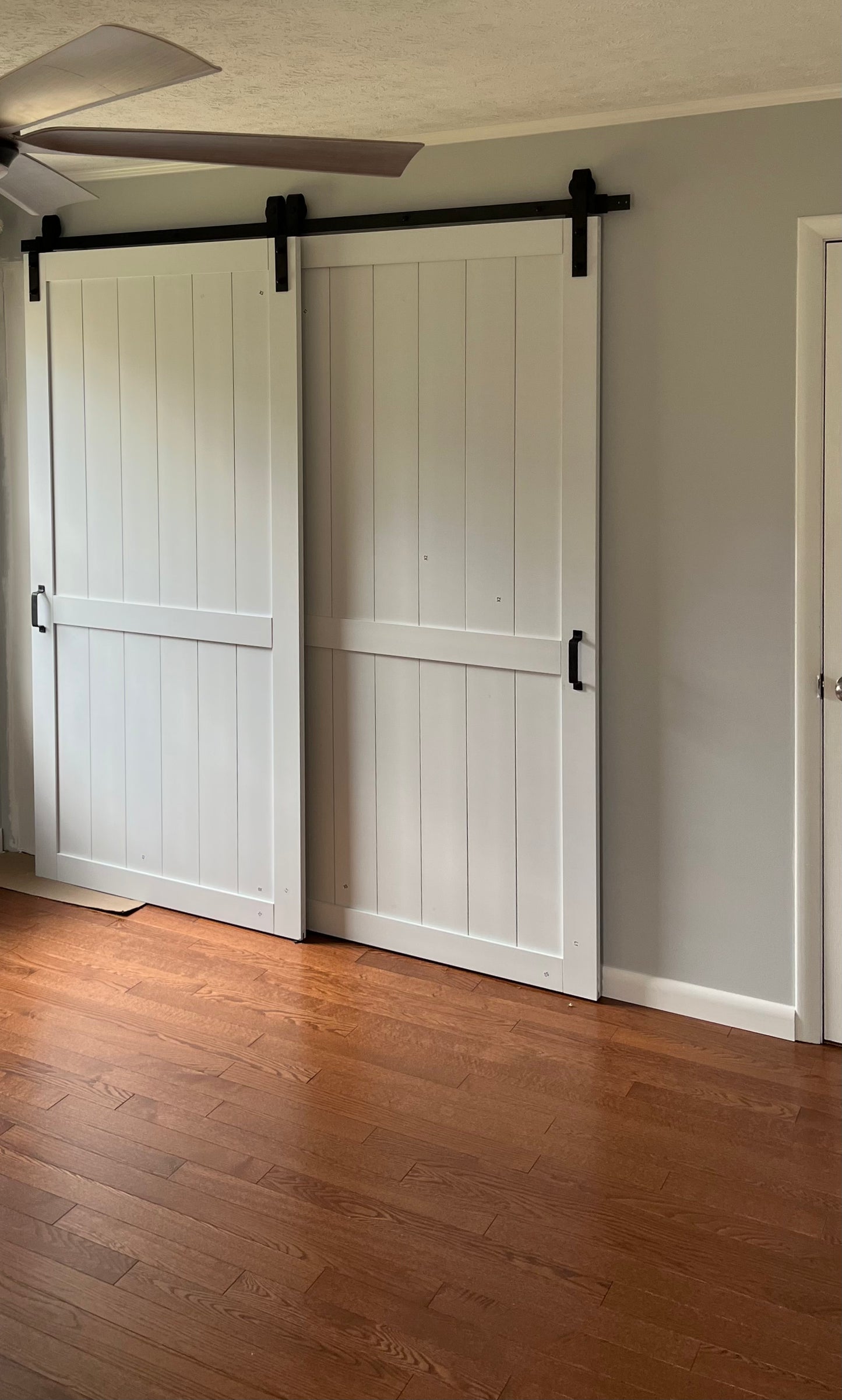 Red Oak Amaretto 3¼ Satin