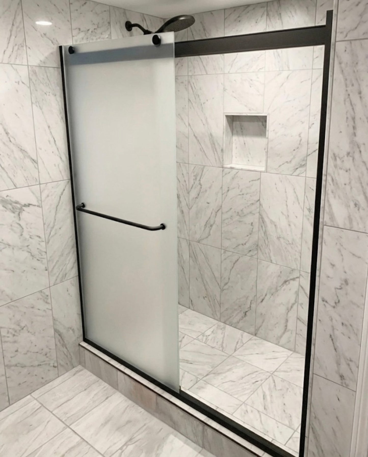 Slider 56" - 60" Matte Black