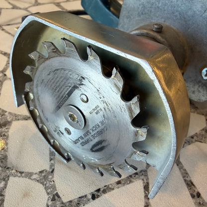 Toe-Kick Saw