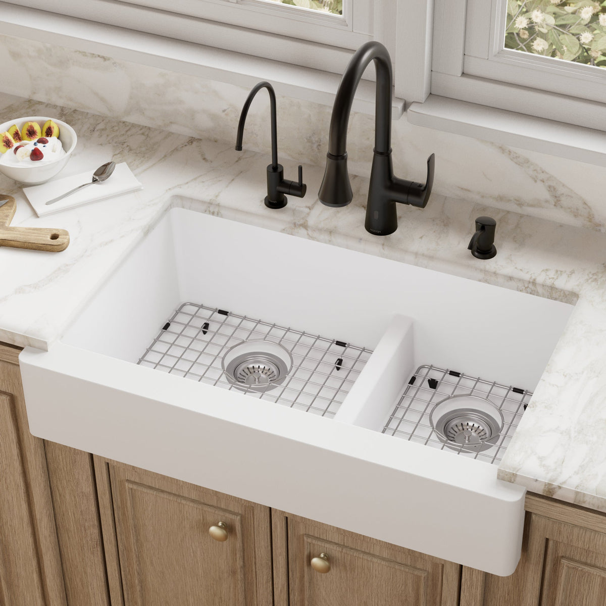 White Retrofit Large/Small Bowl Farmhouse Sink 34"