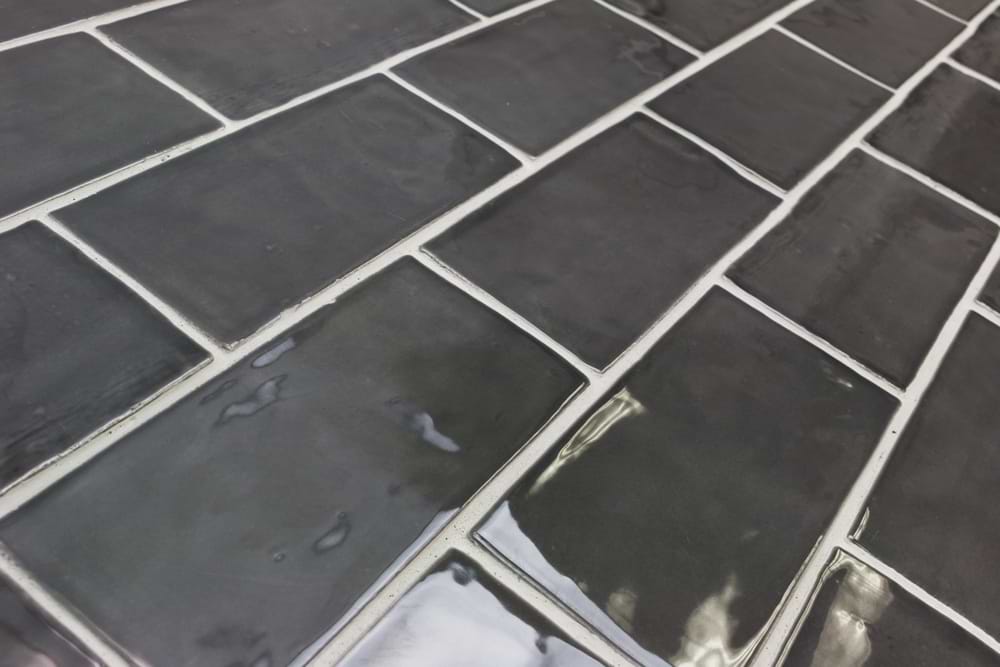 Gris Oscurio 3X6 Glazed