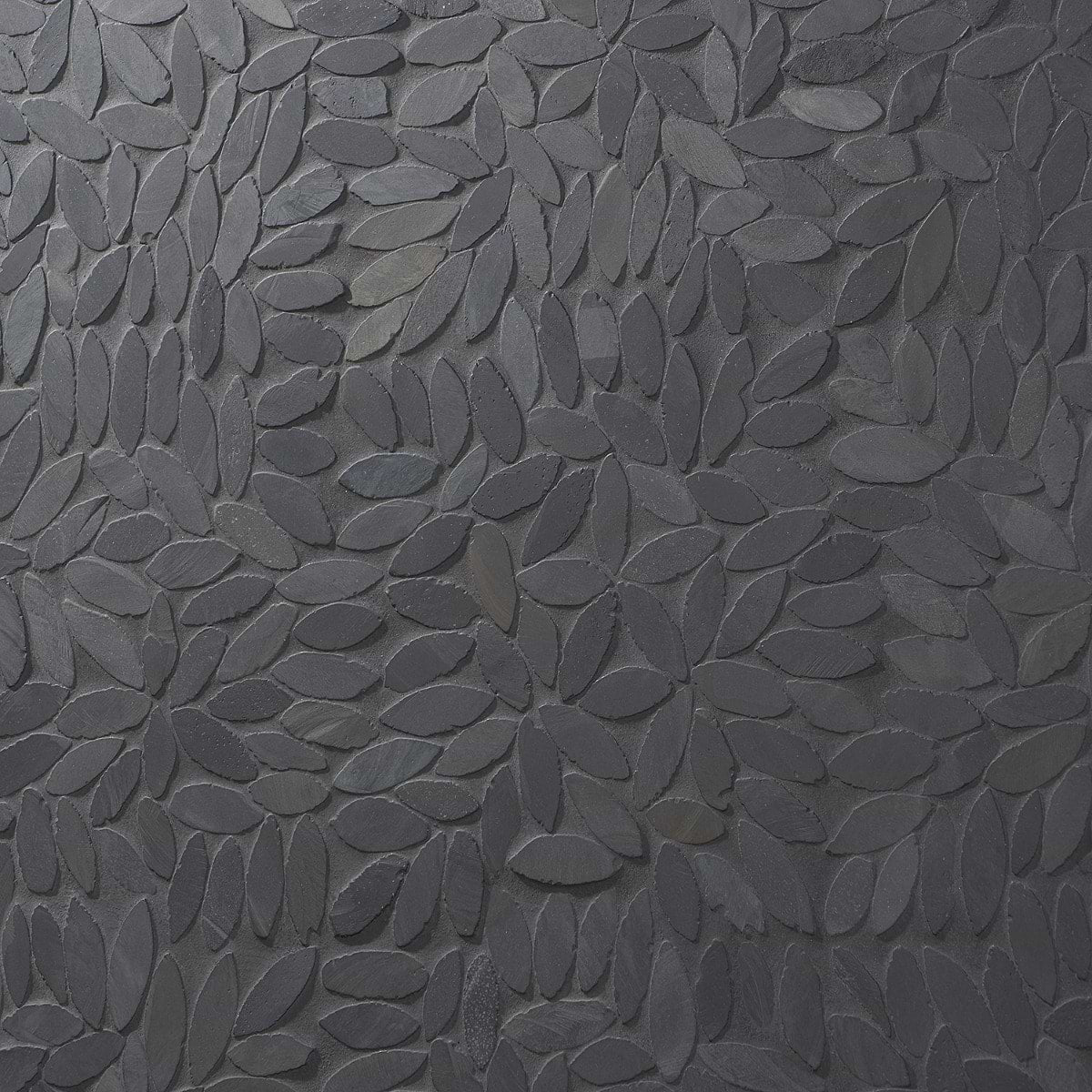 Alor Black Tumbled
