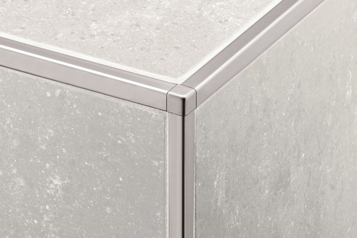 Greige 3/8" Corner
